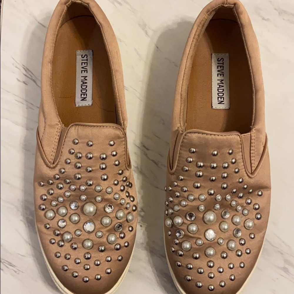 steve madden slip ons